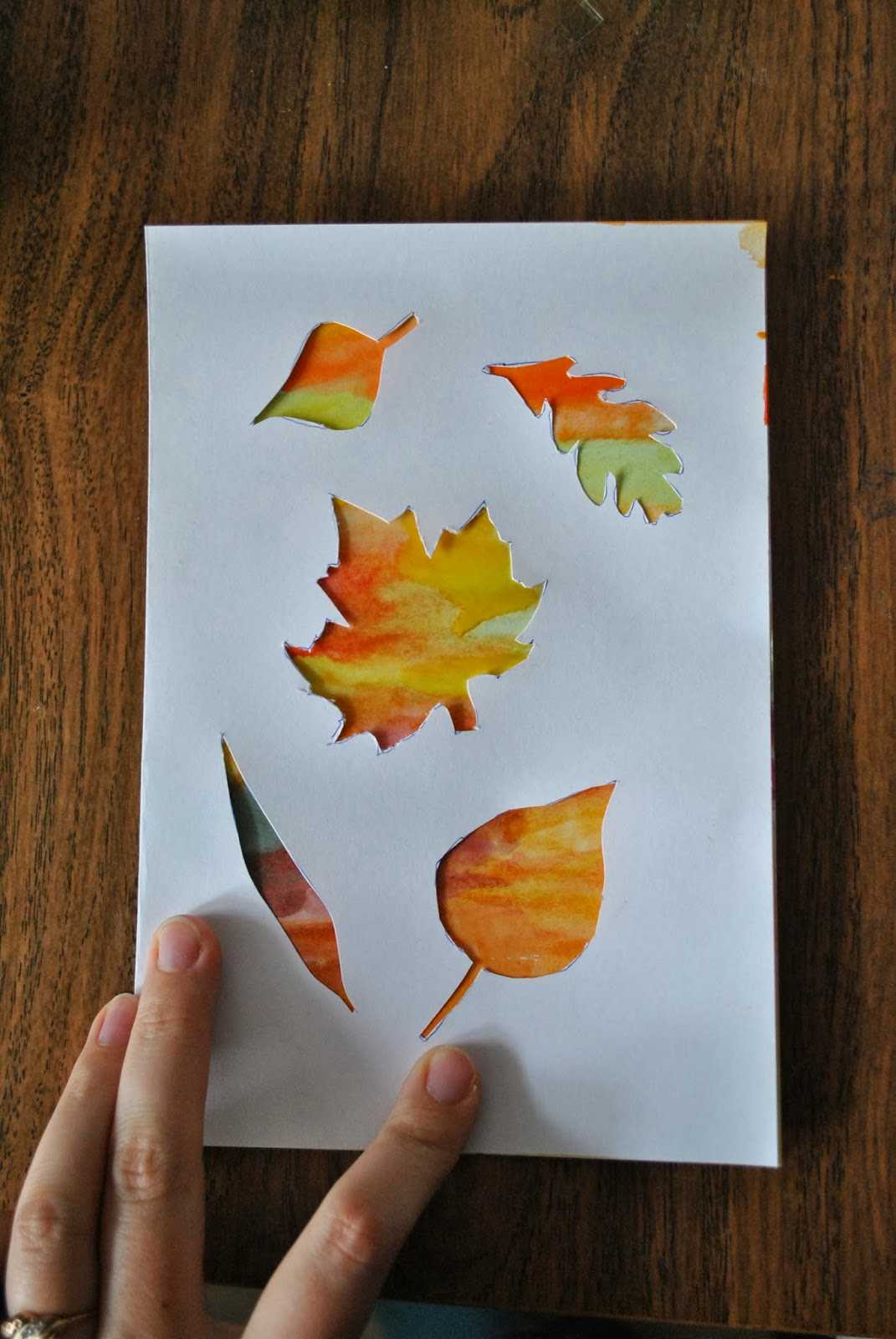 Осенние поделки из цветной бумаги и картона своими руками с детьми